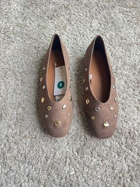 Women’s Brown Studded Faux Suede Flats. Size 9